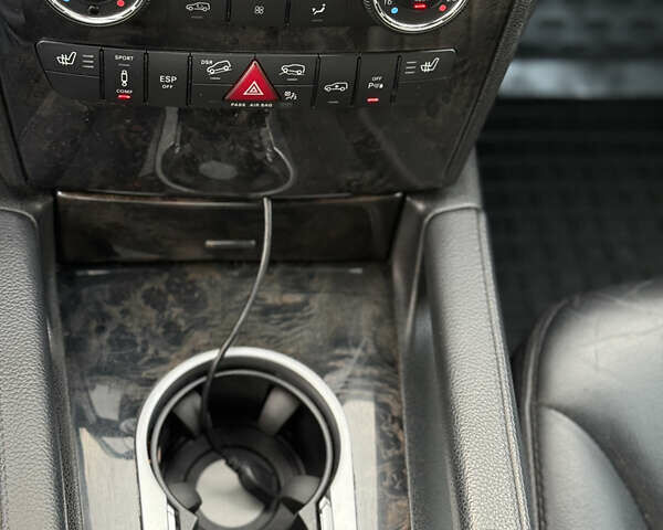 Сірий Мерседес М-Клас, об'ємом двигуна 3 л та пробігом 405 тис. км за 11500 $, фото 25 на Automoto.ua