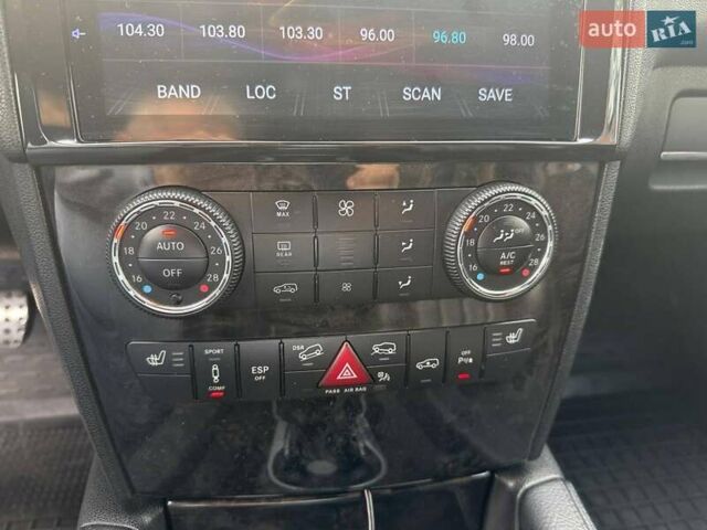 Серый Мерседес М-Класс, объемом двигателя 3 л и пробегом 406 тыс. км за 11000 $, фото 16 на Automoto.ua