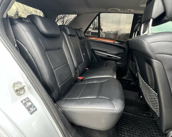 Сірий Мерседес М-Клас, об'ємом двигуна 3.5 л та пробігом 248 тис. км за 10599 $, фото 12 на Automoto.ua