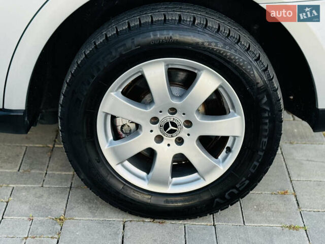 Сірий Мерседес М-Клас, об'ємом двигуна 3 л та пробігом 345 тис. км за 11499 $, фото 20 на Automoto.ua