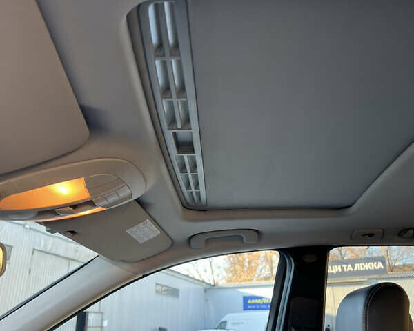 Серый Мерседес М-Класс, объемом двигателя 2.99 л и пробегом 254 тыс. км за 14499 $, фото 51 на Automoto.ua