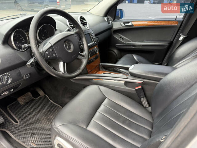 Серый Мерседес М-Класс, объемом двигателя 3.5 л и пробегом 223 тыс. км за 9999 $, фото 29 на Automoto.ua