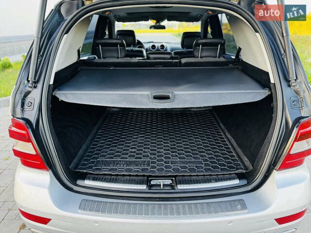 Сірий Мерседес М-Клас, об'ємом двигуна 3 л та пробігом 345 тис. км за 11499 $, фото 24 на Automoto.ua