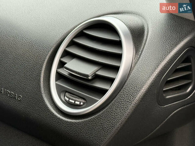 Сірий Мерседес М-Клас, об'ємом двигуна 3.5 л та пробігом 223 тис. км за 8999 $, фото 46 на Automoto.ua