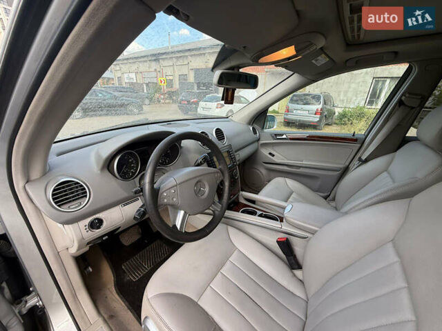 Серый Мерседес М-Класс, объемом двигателя 3 л и пробегом 350 тыс. км за 6000 $, фото 6 на Automoto.ua