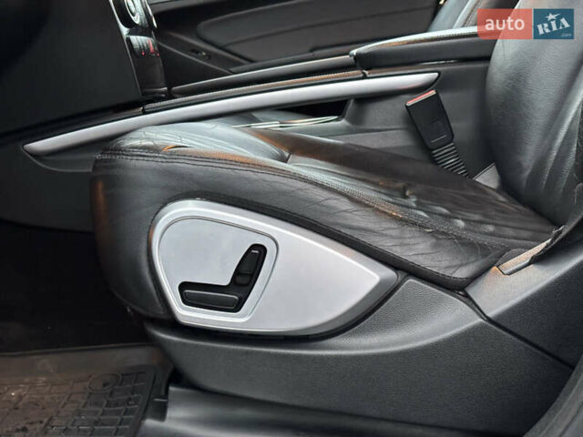 Серый Мерседес М-Класс, объемом двигателя 3 л и пробегом 406 тыс. км за 11000 $, фото 14 на Automoto.ua