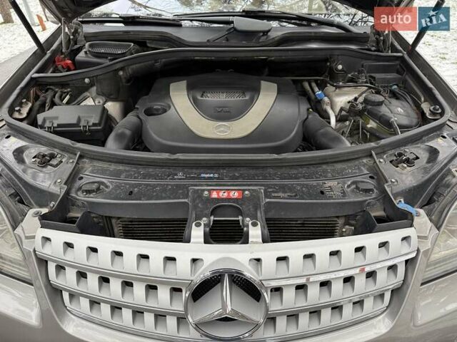 Сірий Мерседес М-Клас, об'ємом двигуна 3.5 л та пробігом 174 тис. км за 11750 $, фото 64 на Automoto.ua