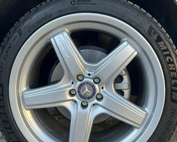 Серый Мерседес М-Класс, объемом двигателя 2.99 л и пробегом 254 тыс. км за 14499 $, фото 17 на Automoto.ua