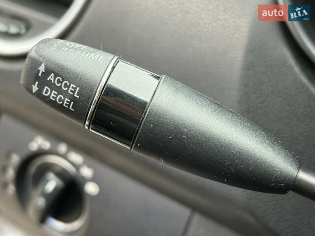 Серый Мерседес М-Класс, объемом двигателя 3.5 л и пробегом 223 тыс. км за 9999 $, фото 58 на Automoto.ua