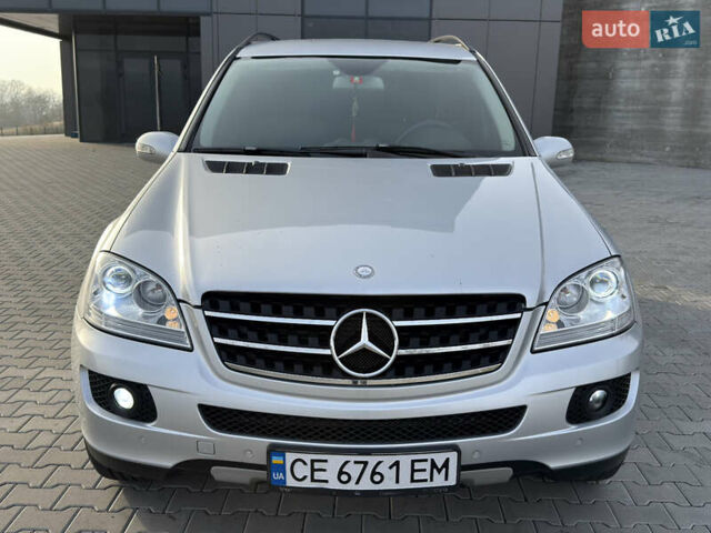 Серый Мерседес М-Класс, объемом двигателя 3 л и пробегом 275 тыс. км за 14800 $, фото 6 на Automoto.ua