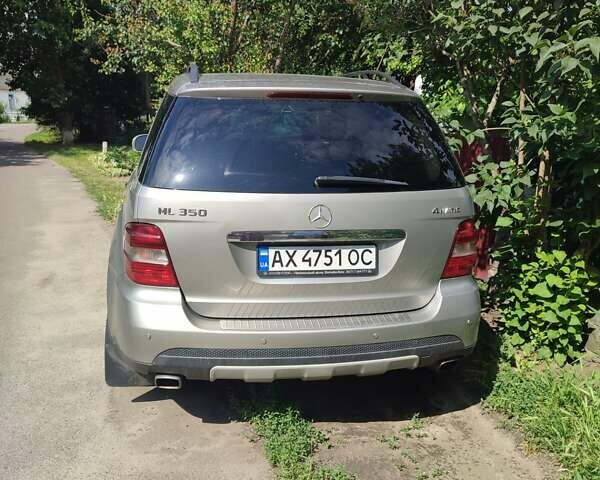 Серый Мерседес М-Класс, объемом двигателя 3.5 л и пробегом 197 тыс. км за 11000 $, фото 3 на Automoto.ua