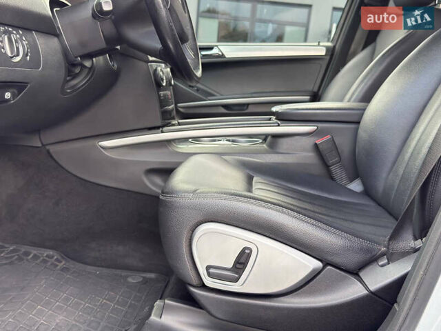 Серый Мерседес М-Класс, объемом двигателя 3 л и пробегом 275 тыс. км за 14800 $, фото 26 на Automoto.ua