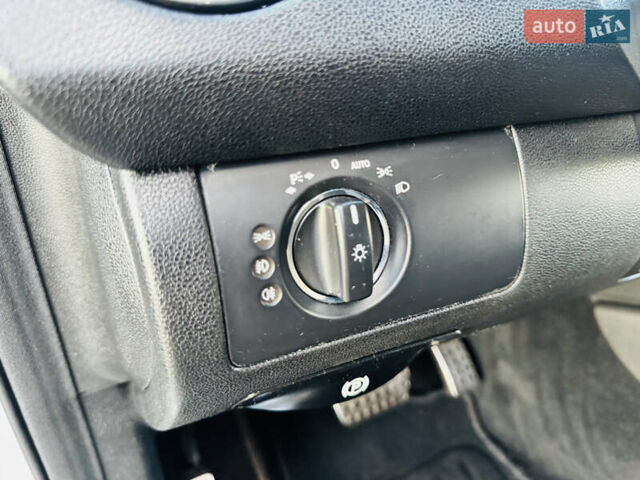 Сірий Мерседес М-Клас, об'ємом двигуна 3 л та пробігом 345 тис. км за 11499 $, фото 46 на Automoto.ua