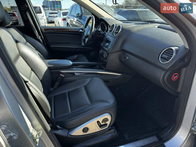 Серый Мерседес М-Класс, объемом двигателя 3 л и пробегом 245 тыс. км за 11900 $, фото 11 на Automoto.ua