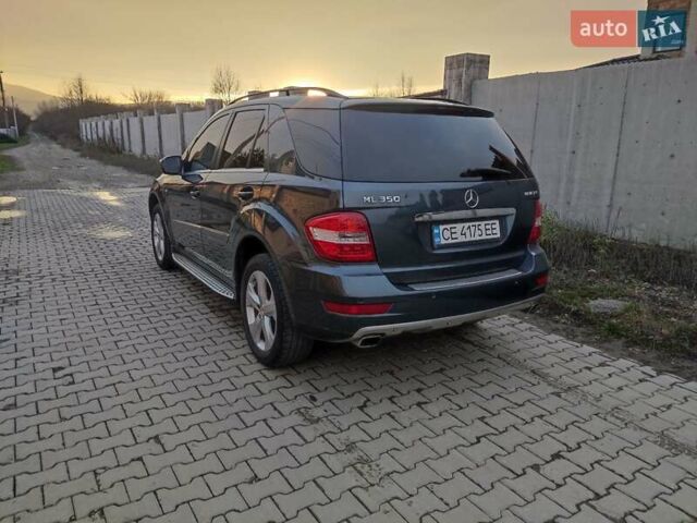 Серый Мерседес М-Класс, объемом двигателя 3.01 л и пробегом 250 тыс. км за 15700 $, фото 4 на Automoto.ua