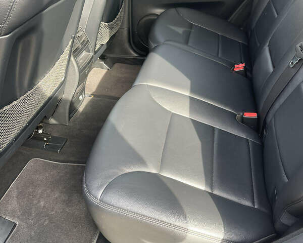 Серый Мерседес М-Класс, объемом двигателя 3 л и пробегом 297 тыс. км за 16000 $, фото 14 на Automoto.ua