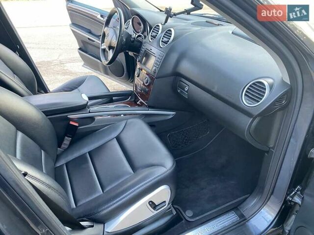 Сірий Мерседес М-Клас, об'ємом двигуна 3.5 л та пробігом 200 тис. км за 11500 $, фото 25 на Automoto.ua