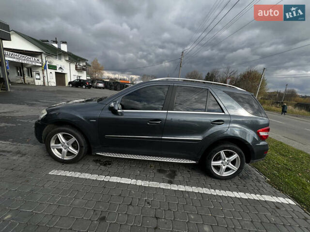 Серый Мерседес М-Класс, объемом двигателя 2.99 л и пробегом 293 тыс. км за 16500 $, фото 20 на Automoto.ua