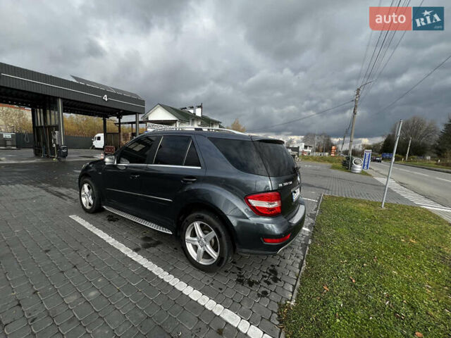 Серый Мерседес М-Класс, объемом двигателя 2.99 л и пробегом 293 тыс. км за 16500 $, фото 21 на Automoto.ua