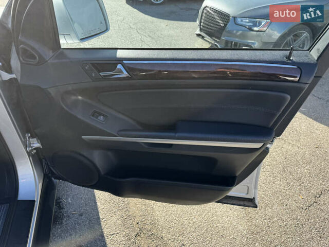 Серый Мерседес М-Класс, объемом двигателя 3 л и пробегом 245 тыс. км за 11900 $, фото 10 на Automoto.ua