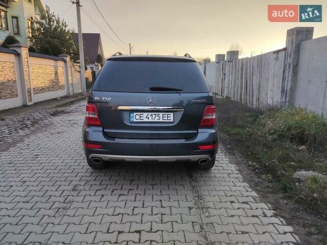 Серый Мерседес М-Класс, объемом двигателя 3.01 л и пробегом 250 тыс. км за 15700 $, фото 5 на Automoto.ua