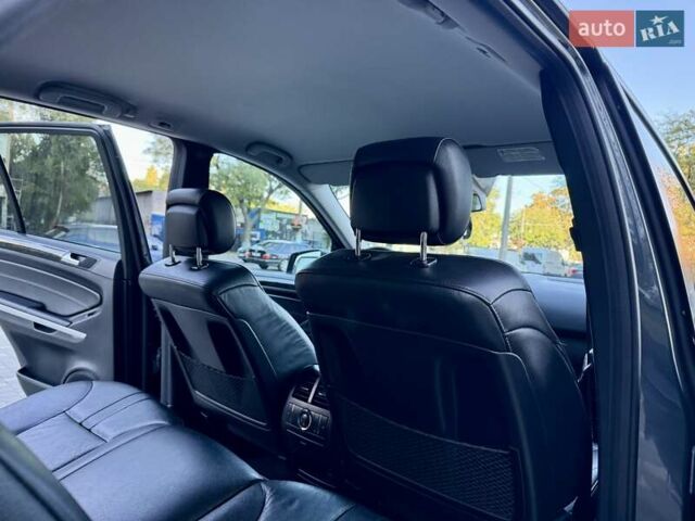 Мерседес М-Класс 2011 в Одессе на Automoto.ua Серый Мерседес М-Класс, объемом двигателя 3.5 л и пробегом 163 тыс. км за 13900 $, фото 64 на Automoto.ua