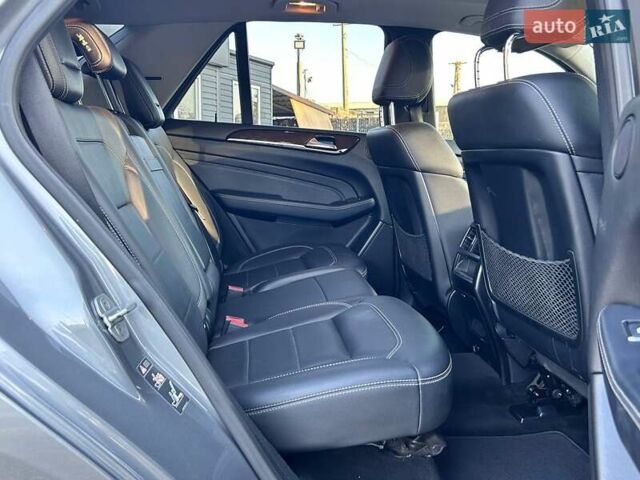 Серый Мерседес М-Класс, объемом двигателя 3.5 л и пробегом 212 тыс. км за 18500 $, фото 32 на Automoto.ua