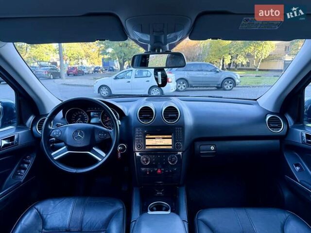 Мерседес М-Класс 2011 в Одессе на Automoto.ua Серый Мерседес М-Класс, объемом двигателя 3.5 л и пробегом 163 тыс. км за 13900 $, фото 68 на Automoto.ua