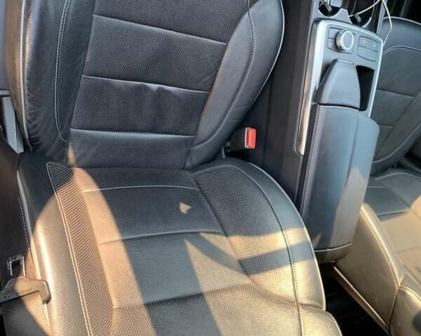 Серый Мерседес М-Класс, объемом двигателя 2.99 л и пробегом 209 тыс. км за 20700 $, фото 17 на Automoto.ua