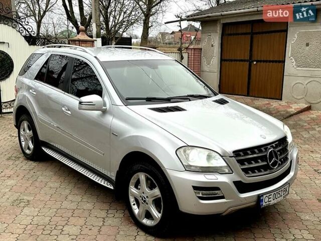 Сірий Мерседес М-Клас, об'ємом двигуна 2.99 л та пробігом 317 тис. км за 15700 $, фото 8 на Automoto.ua