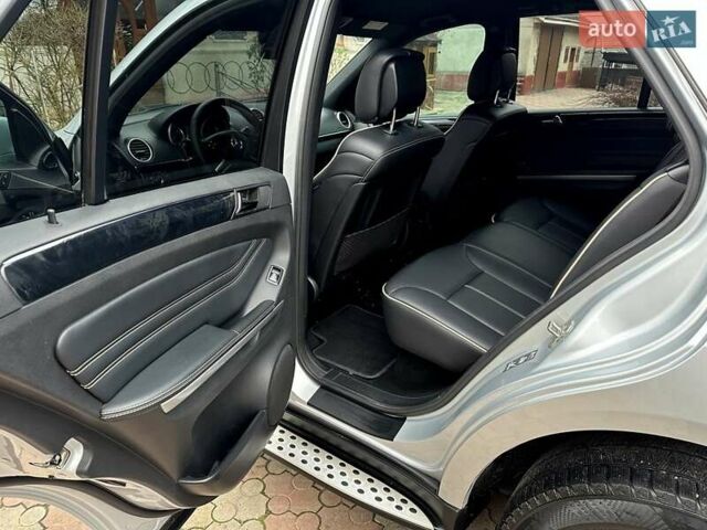 Сірий Мерседес М-Клас, об'ємом двигуна 2.99 л та пробігом 317 тис. км за 15700 $, фото 31 на Automoto.ua