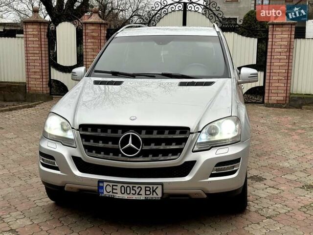 Сірий Мерседес М-Клас, об'ємом двигуна 2.99 л та пробігом 317 тис. км за 15700 $, фото 5 на Automoto.ua