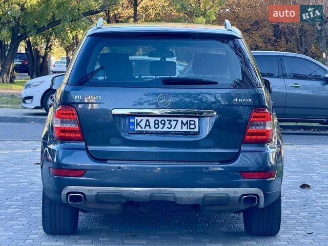 Мерседес М-Класс 2011 в Одессе на Automoto.ua Серый Мерседес М-Класс, объемом двигателя 3.5 л и пробегом 163 тыс. км за 13900 $, фото 5 на Automoto.ua