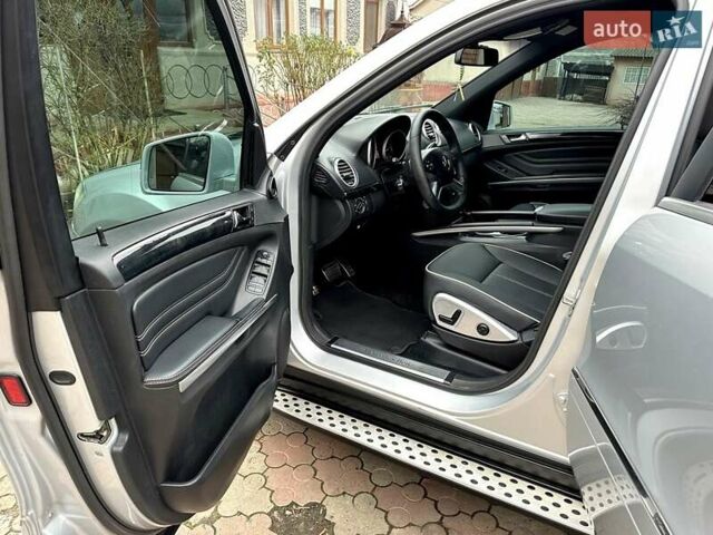 Сірий Мерседес М-Клас, об'ємом двигуна 2.99 л та пробігом 317 тис. км за 15700 $, фото 23 на Automoto.ua