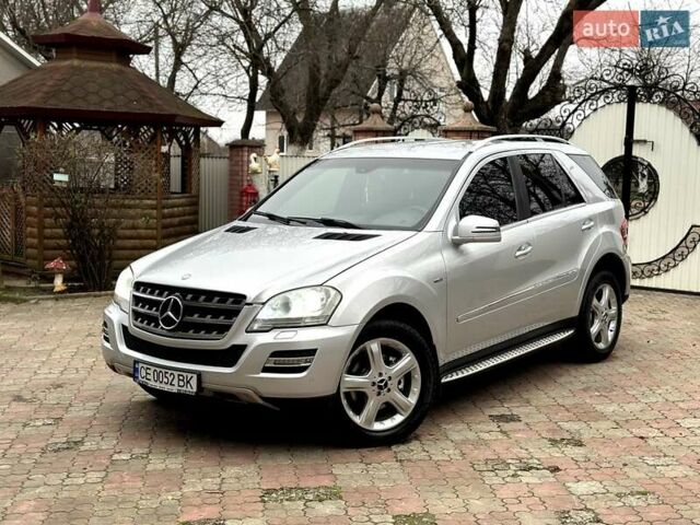 Сірий Мерседес М-Клас, об'ємом двигуна 2.99 л та пробігом 317 тис. км за 15700 $, фото 67 на Automoto.ua