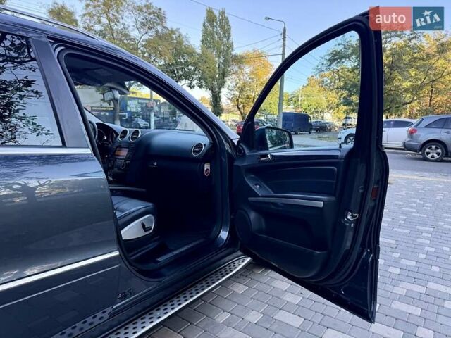 Мерседес М-Класс 2011 в Одессе на Automoto.ua Серый Мерседес М-Класс, объемом двигателя 3.5 л и пробегом 163 тыс. км за 13900 $, фото 41 на Automoto.ua