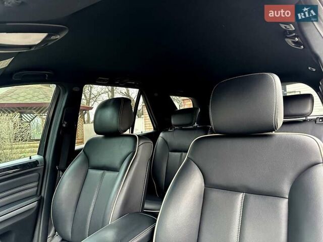 Сірий Мерседес М-Клас, об'ємом двигуна 2.99 л та пробігом 317 тис. км за 15700 $, фото 29 на Automoto.ua