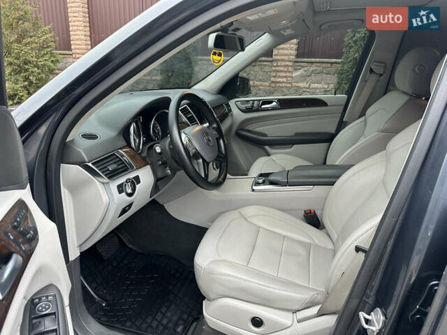 Серый Мерседес М-Класс, объемом двигателя 2.99 л и пробегом 240 тыс. км за 18700 $, фото 8 на Automoto.ua