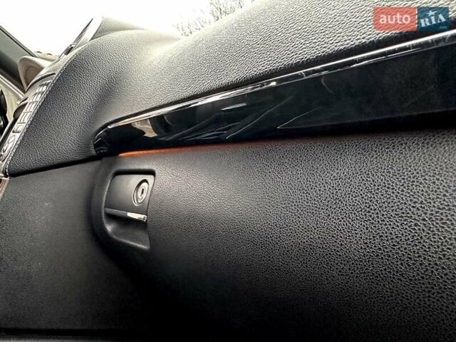 Сірий Мерседес М-Клас, об'ємом двигуна 2.99 л та пробігом 317 тис. км за 15700 $, фото 37 на Automoto.ua
