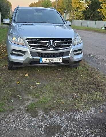 Сірий Мерседес М-Клас, об'ємом двигуна 2.14 л та пробігом 217 тис. км за 19000 $, фото 5 на Automoto.ua