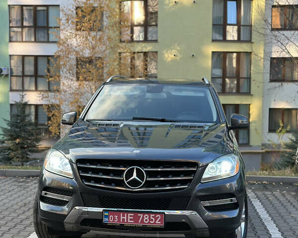 Серый Мерседес М-Класс, объемом двигателя 2.99 л и пробегом 245 тыс. км за 18999 $, фото 6 на Automoto.ua