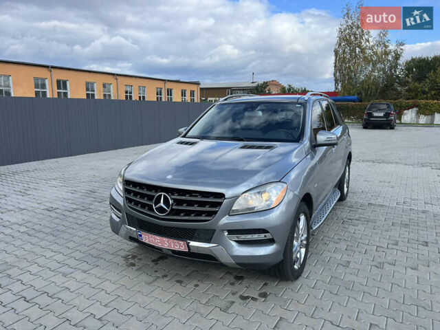 Серый Мерседес М-Класс, объемом двигателя 2.99 л и пробегом 332 тыс. км за 16800 $, фото 32 на Automoto.ua