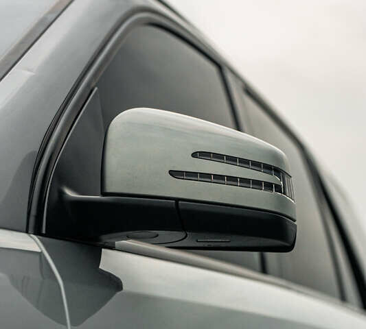 Сірий Мерседес М-Клас, об'ємом двигуна 5.46 л та пробігом 203 тис. км за 55000 $, фото 21 на Automoto.ua