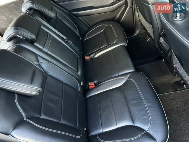 Серый Мерседес М-Класс, объемом двигателя 2.99 л и пробегом 245 тыс. км за 18999 $, фото 43 на Automoto.ua