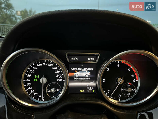 Серый Мерседес М-Класс, объемом двигателя 2.2 л и пробегом 277 тыс. км за 20000 $, фото 26 на Automoto.ua