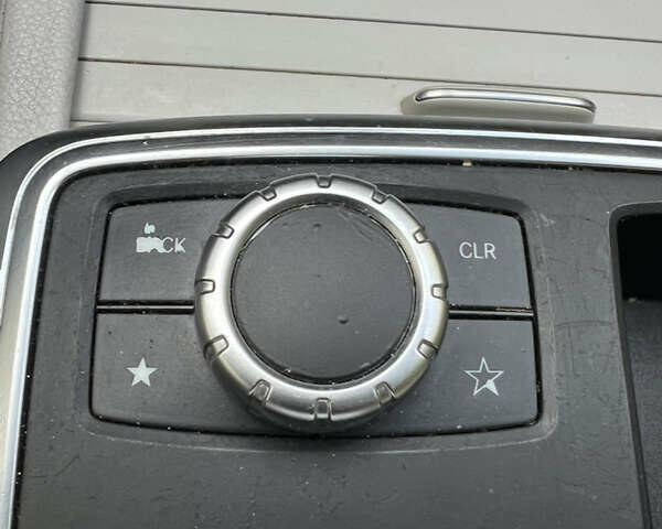 Серый Мерседес М-Класс, объемом двигателя 2.99 л и пробегом 332 тыс. км за 16800 $, фото 37 на Automoto.ua