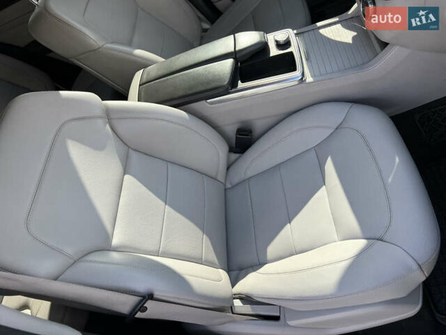 Серый Мерседес М-Класс, объемом двигателя 2.99 л и пробегом 332 тыс. км за 16800 $, фото 21 на Automoto.ua