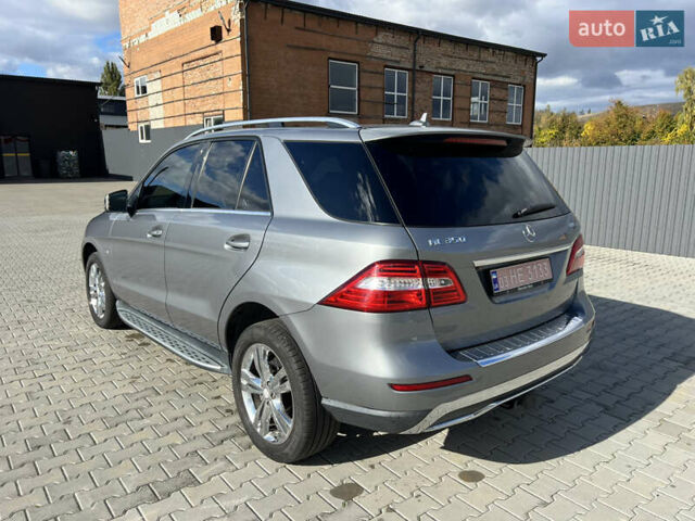 Серый Мерседес М-Класс, объемом двигателя 2.99 л и пробегом 332 тыс. км за 16800 $, фото 17 на Automoto.ua