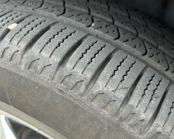 Серый Мерседес М-Класс, объемом двигателя 2.99 л и пробегом 332 тыс. км за 16800 $, фото 8 на Automoto.ua