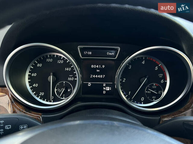 Серый Мерседес М-Класс, объемом двигателя 2.99 л и пробегом 245 тыс. км за 18999 $, фото 34 на Automoto.ua